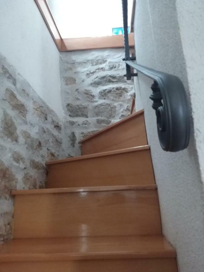 Holiday Home Jadric Osoje Esterno foto